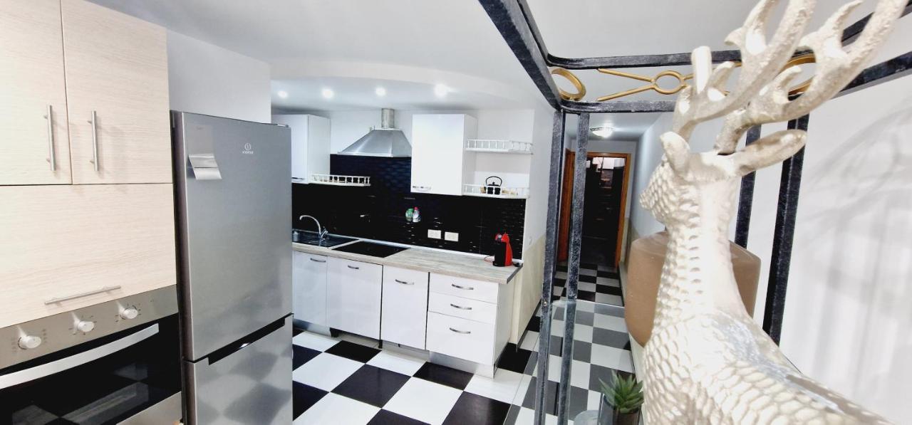 Elegant 3 Bedrooms, Wifi Free Costa Adeje Dış mekan fotoğraf